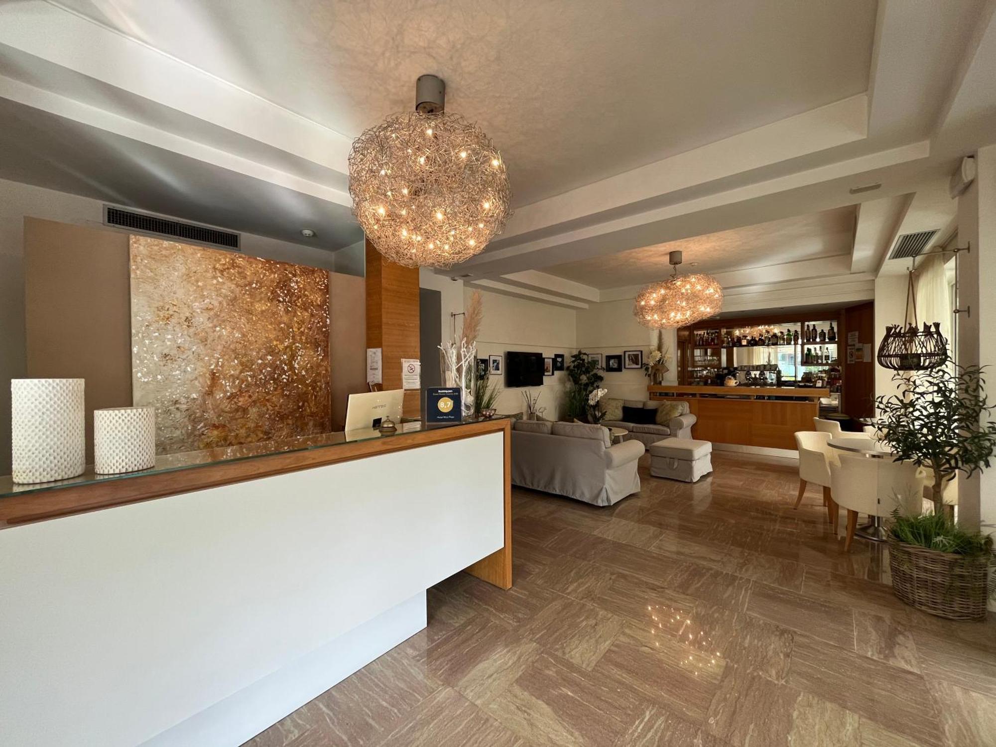 Hotel Mon Pays Riccione Exterior photo